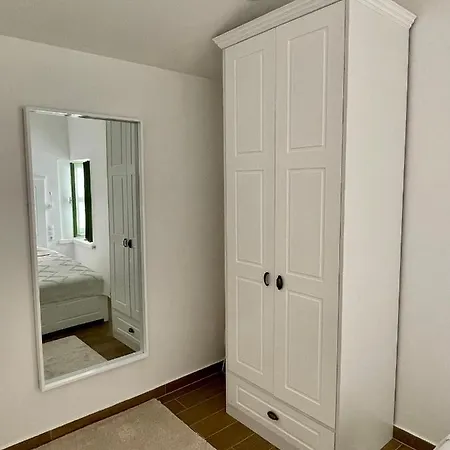 Sea La Vie Apartment